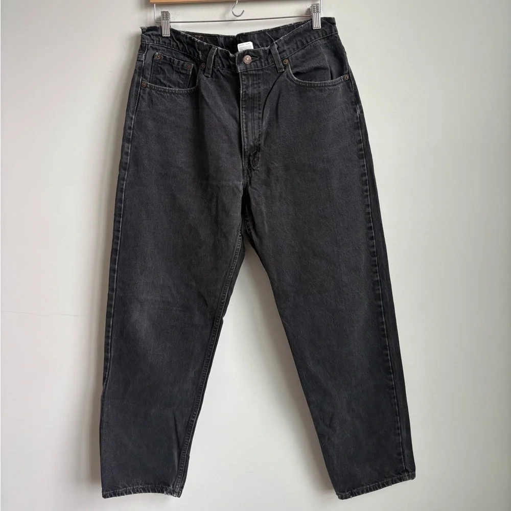 Vintage Levi’s 555 Relaxed Fit Straight Leg Jeans Black Denim Made in USA 38X32